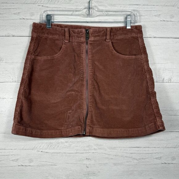 American Eagle Outfitters Dresses & Skirts - American Eagle Pink Super Hi-Ride Aline Cordouroy Skirt Womens Size 10